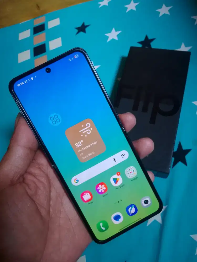 Samsung Z flip 4 5G ram 8/256 sein