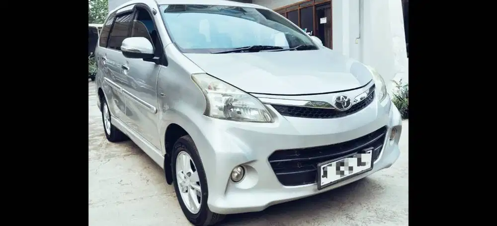 Avanza Veloz 1.5 at matik airbag ac dobel tipe tertinggi km low fullse