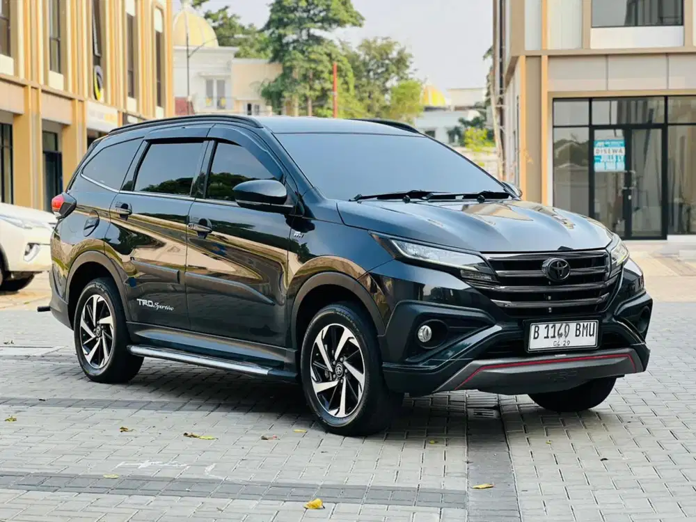 TOYOTA RUSH 1.5 S TRD MATIC 2021 HITAM KM LOW MURAH RUSH TERBAIK