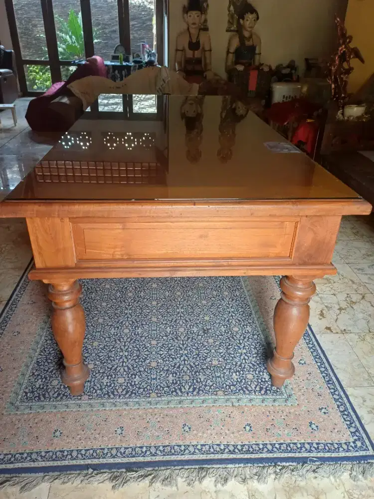 Meja Lurah jati