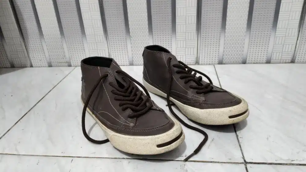 Sepatu Ardiles Coklat Second (Tanpa Kardus)