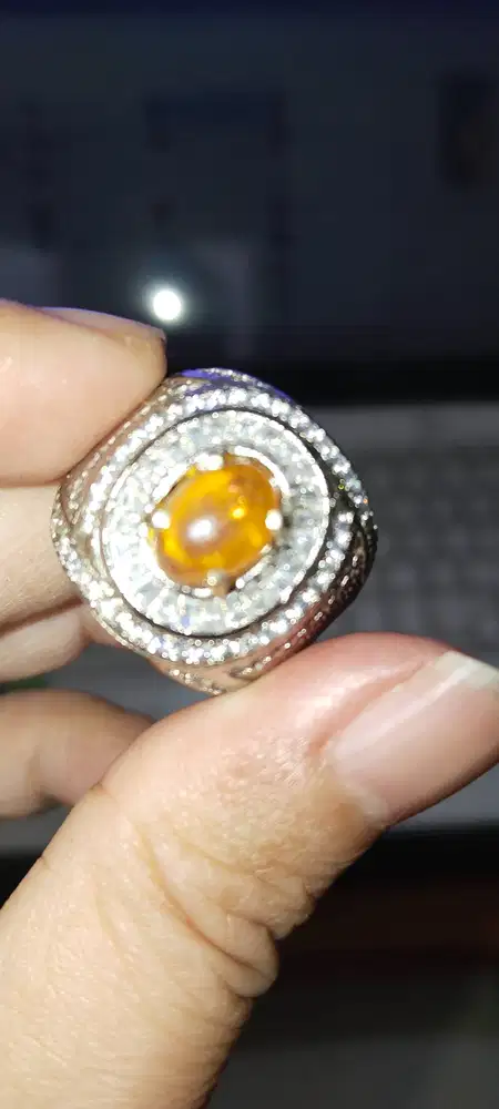 Cincin Natural Yellow Sapphire