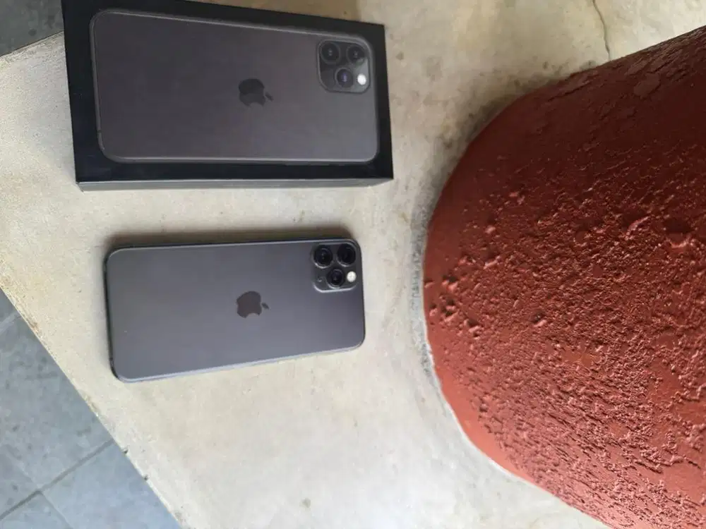 Iphone 11 pro 256gb cocok di jamin