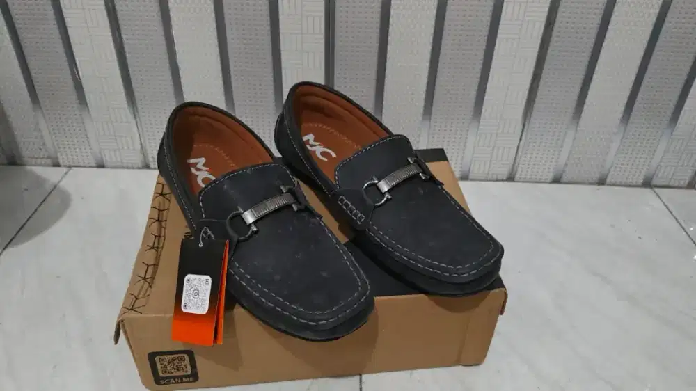 Flatshoes pria kerja / kuliah / sehari-hari
