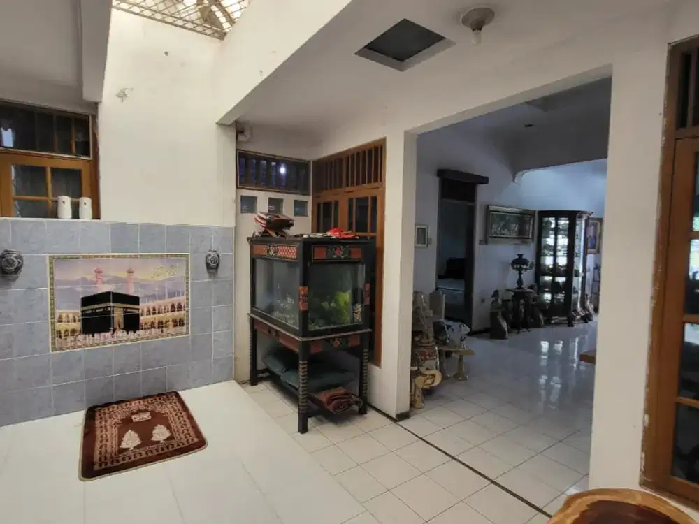 Hunian Ideal 6 Kamar Tidur | Lokasi Strategis Dekat Akses Tol