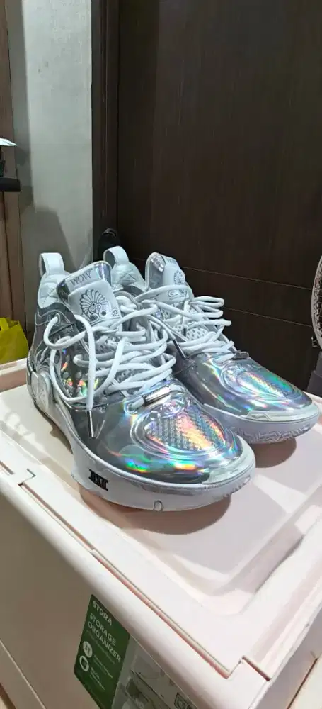 Lining Way of Wade Wow 12 Ags