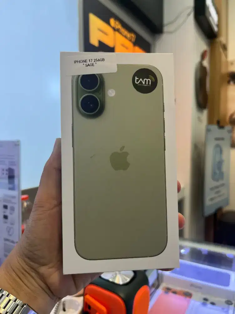 iPhone 16 128 GB free Adaptor Original