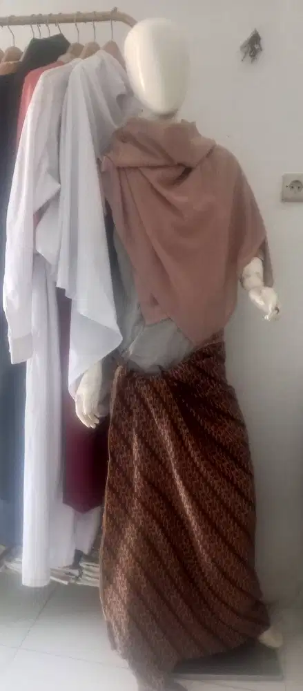 Manekin fiber standar butik, pergelangan tangan bs dilepas