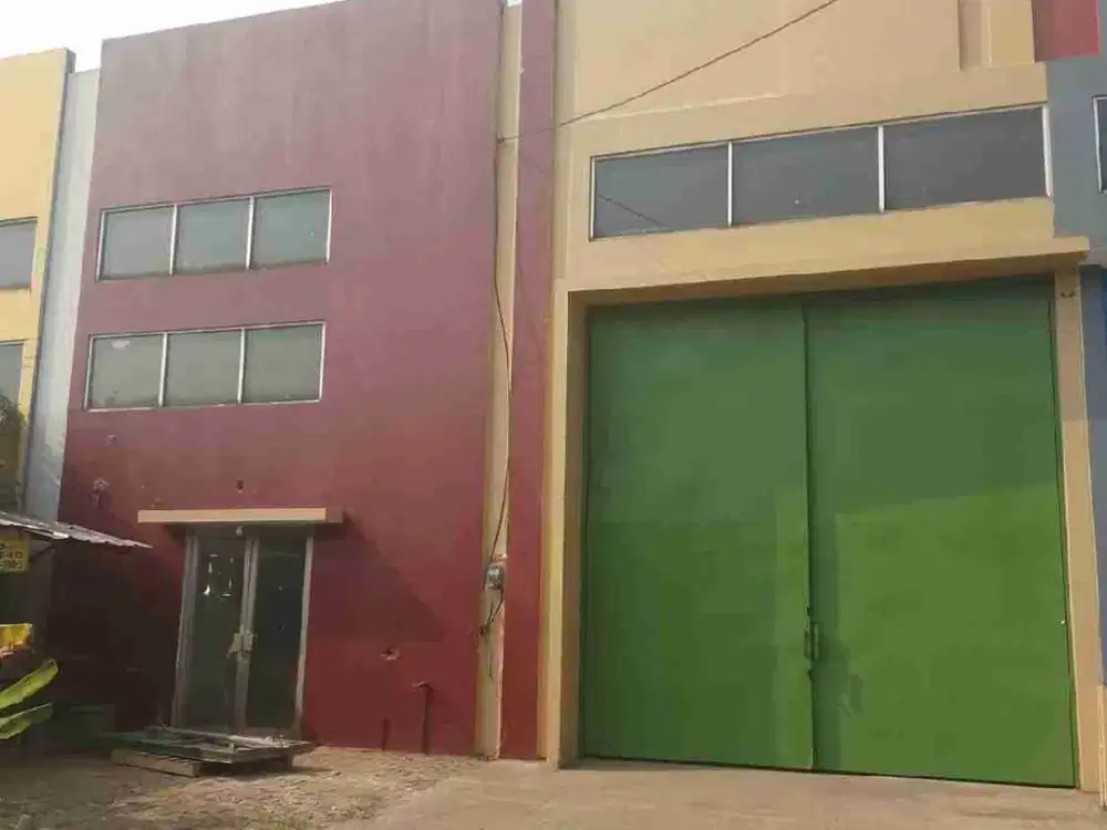 Gudang siap Pakai di Bizhub Serpong depan perumahan Serpong Natura