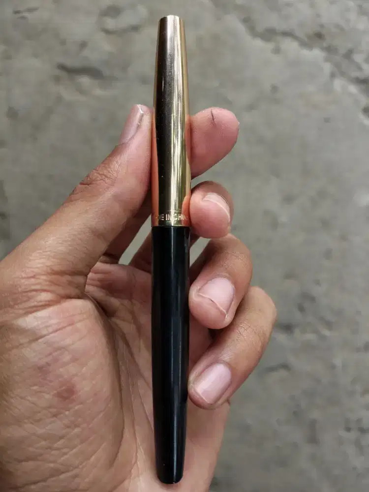 Pulpen Vintage Hero Classic Tutup Emas | Mulus, Nib Halus, Original