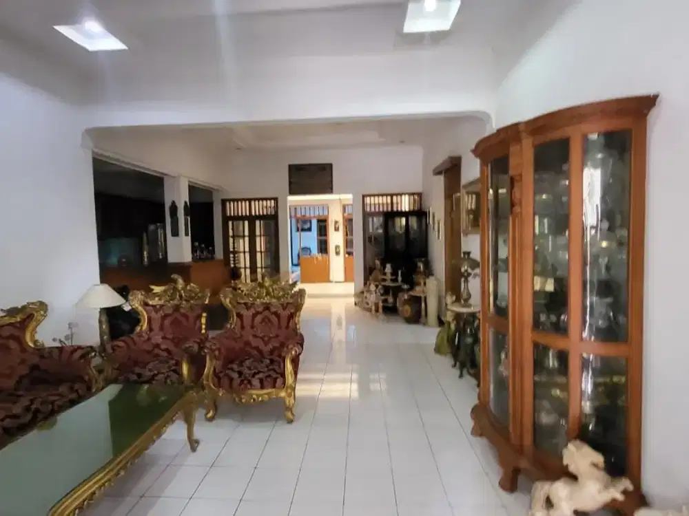 Rumah 6 Kamar Siap Huni – Cocok untuk Keluarga Besar