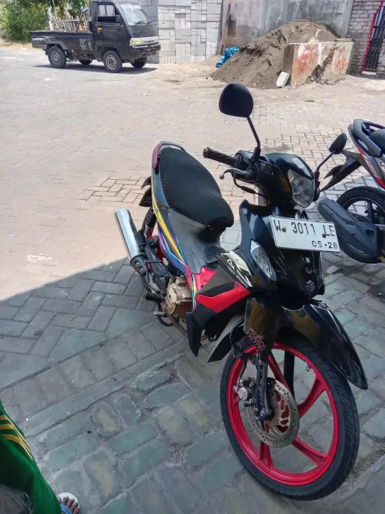Suzuki smash Titan 2013 istimewa