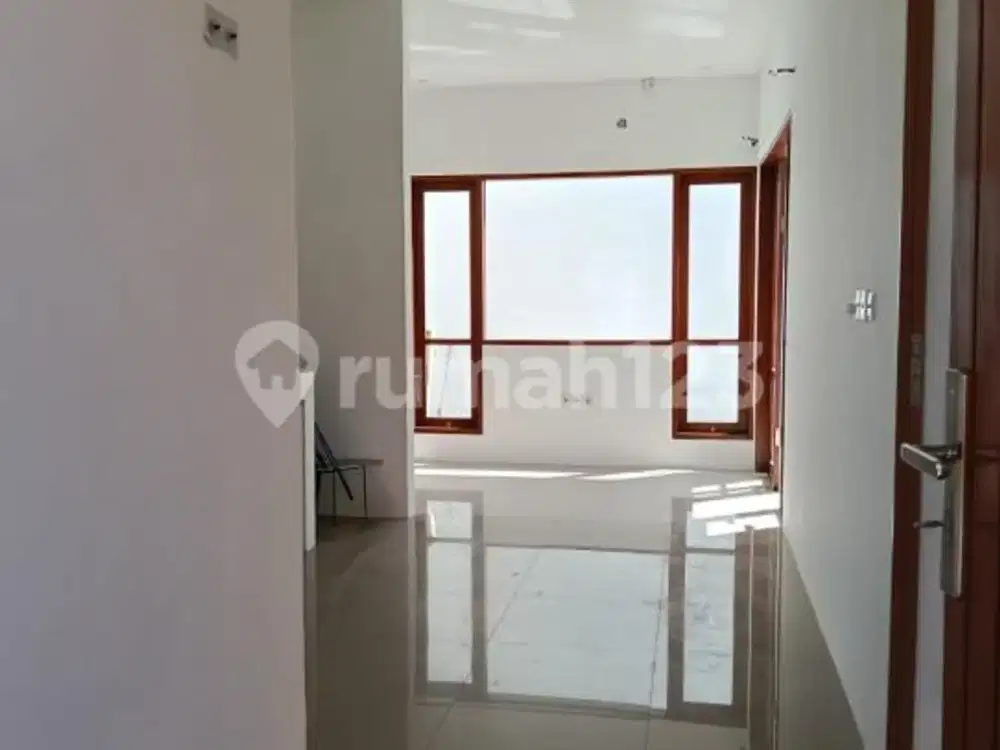 Villa Sejuk dan Tenang Cocok untuk Hunian Bersama Keluarga