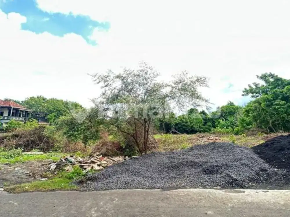 Tanah Dekat Kampus Unud Jimbaran Cocok untuk di Kavling