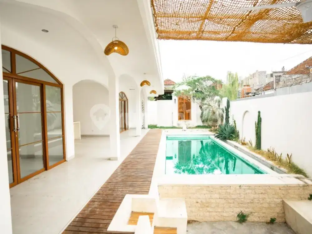 Villa Brand Lantai 1 Area Babakan Canggu Bali