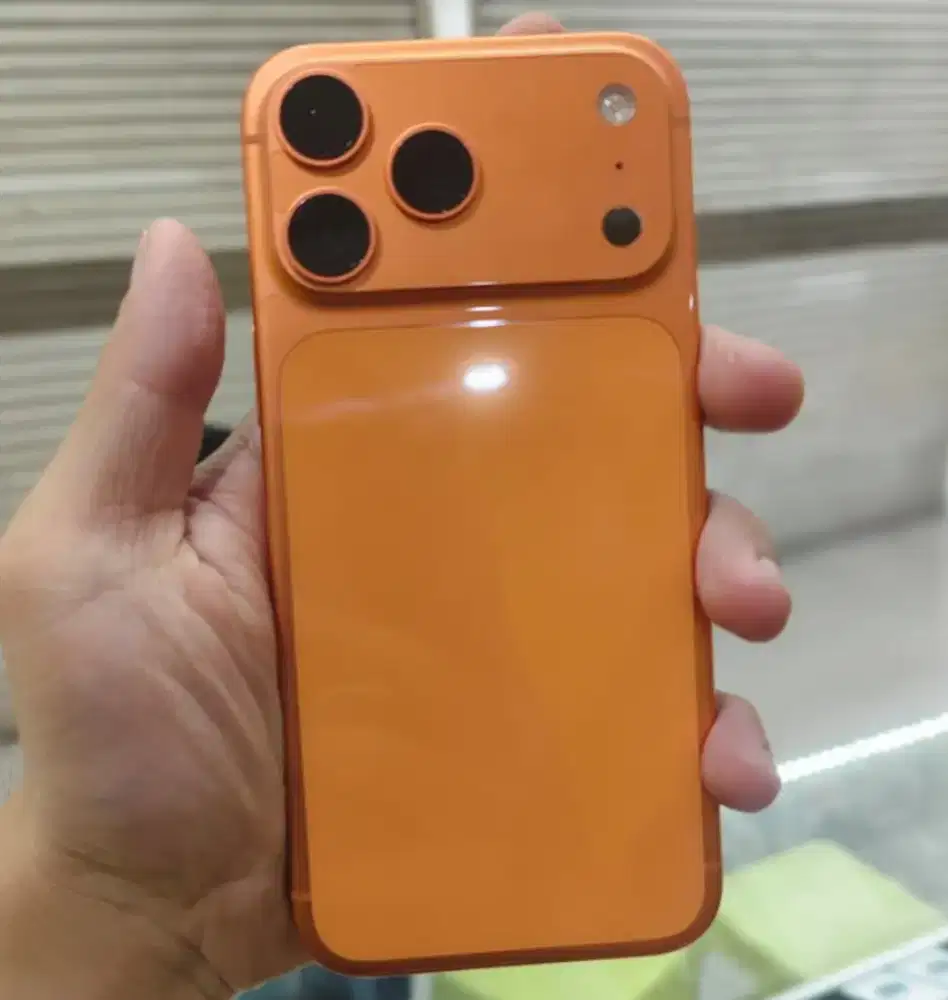 Iphone 17 Pro Max 256GB Orange RESMI 1 Bulan Pakai BH 100 MURAHHH