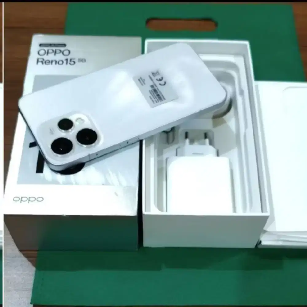 Oppo Reno 15 5G 12/256Gb Putih