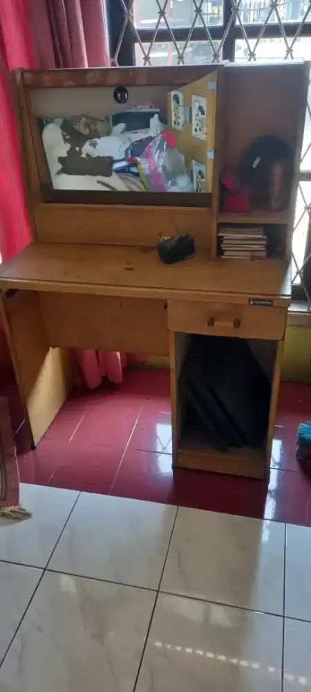 Meja Rias Olympic