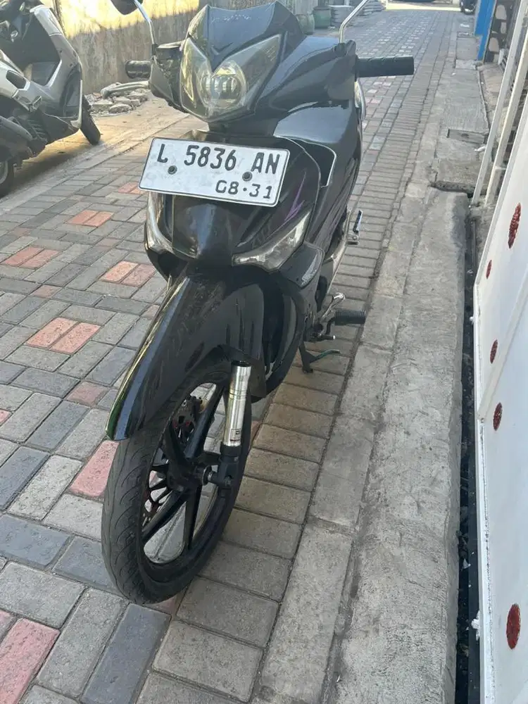 supra x 125 2011