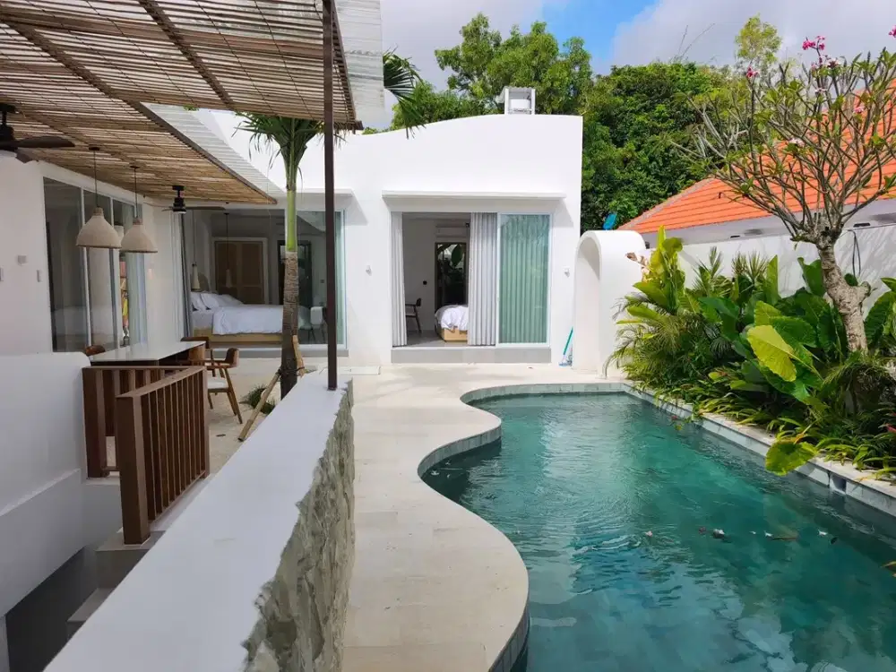 VILA EKSKLUSIF ULUWATU DENGAN BASEMENT HARGA DI BAWAH PASAR