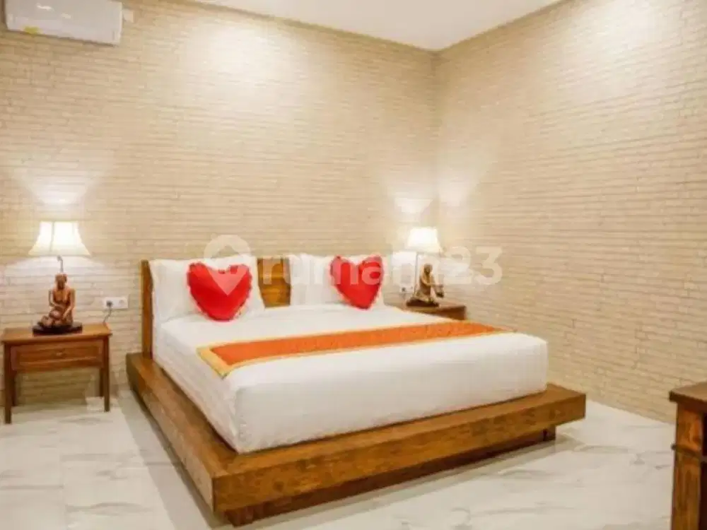 Villa Super Mewah Lingkungan Persawahan View Alam Tenang