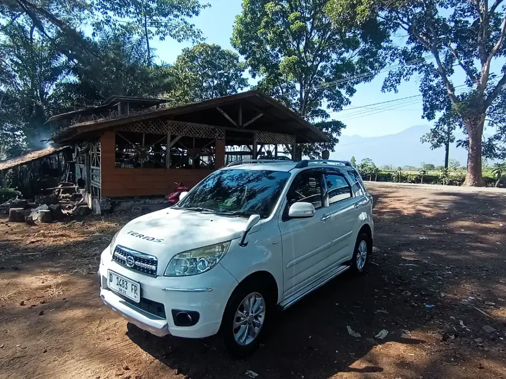 Daihatsu Terios 2011 Bensin
