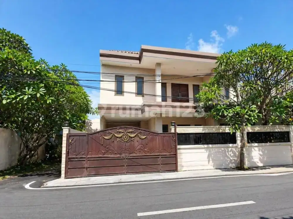 Rumah Lantai 2 Jalan Kenydepan Living World Gatsu Timur