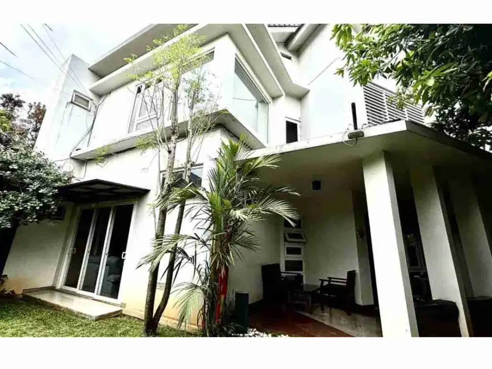 Rumah Bagus Rapih LT 596 Di Cibubur Jakarta Timur