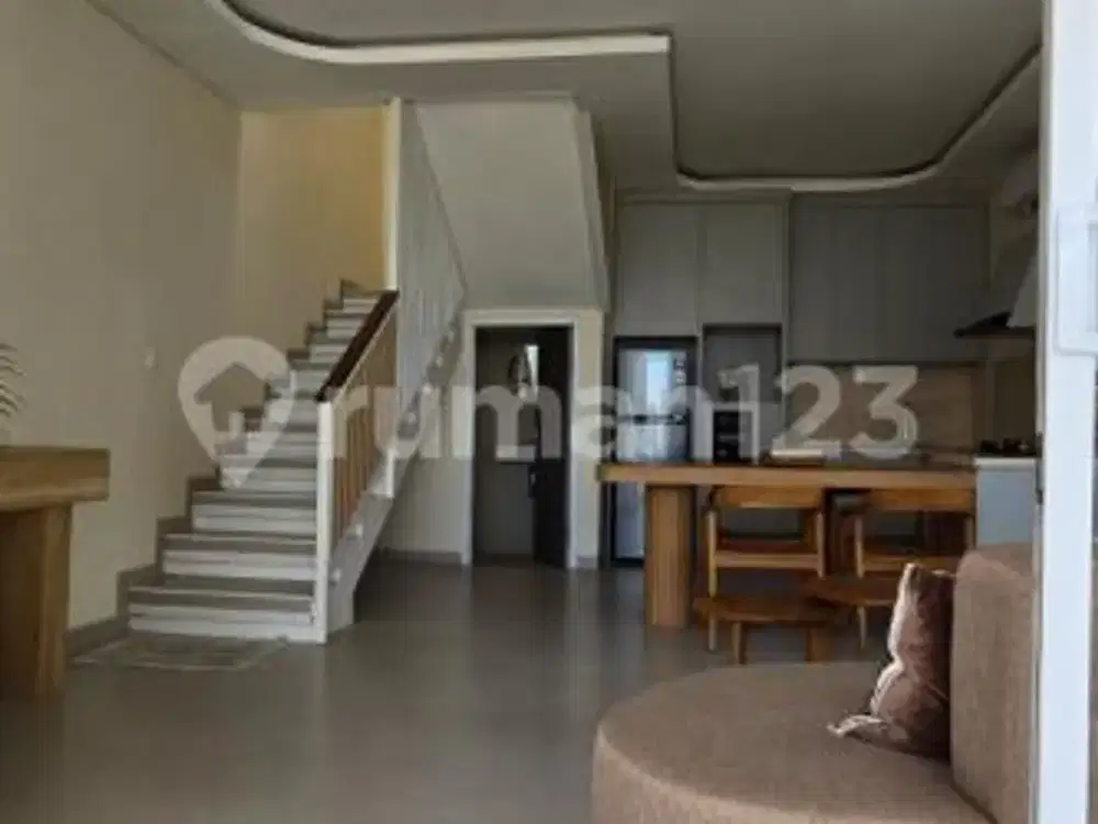 Villa Estetik Area Villa Lingkungan Sejuk dan Tenang