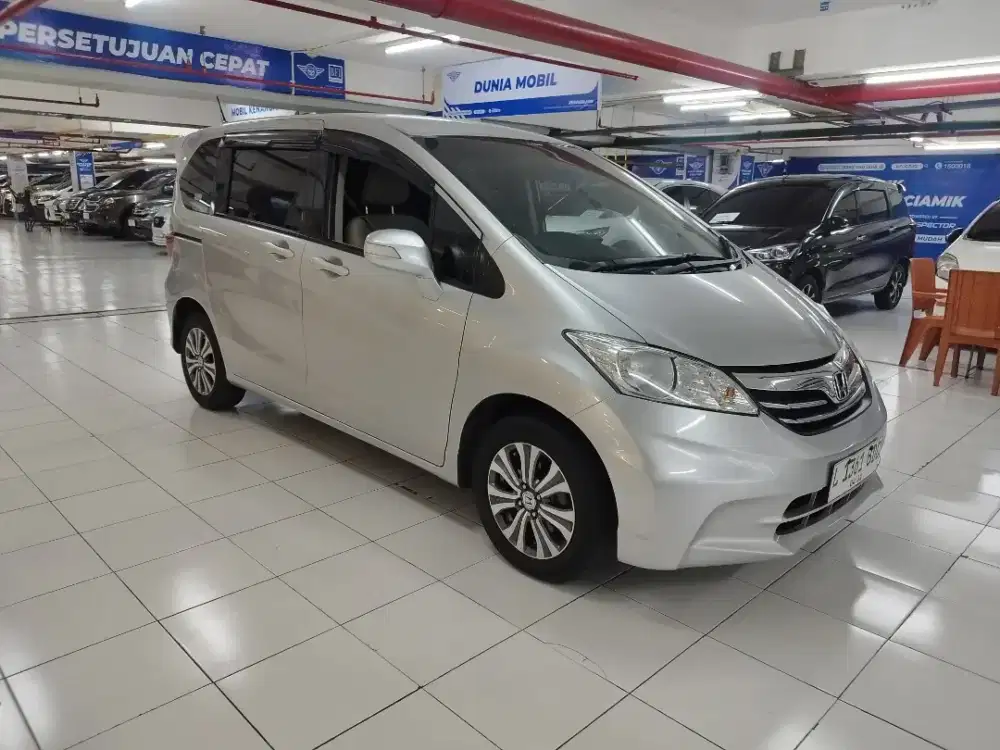 Honda Freed S AT 2013 Silver #mobilbekas #mobilsurabaya #mobilsecond