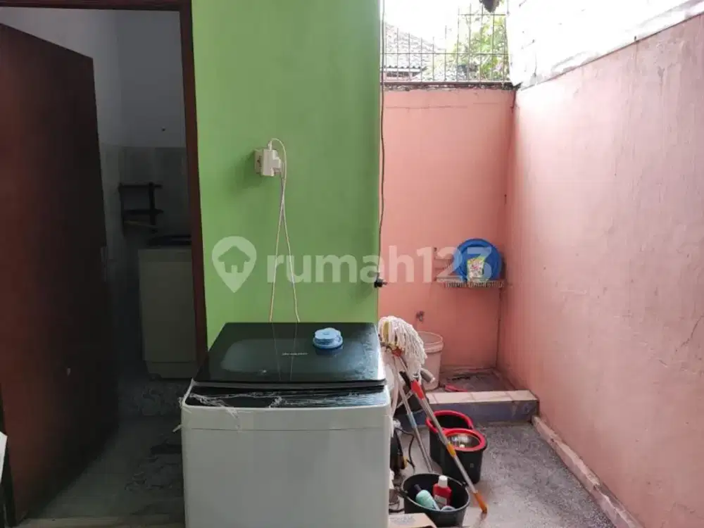 Butuh Uang Cepat 5 Kamar Tidur Rumah Minimalis