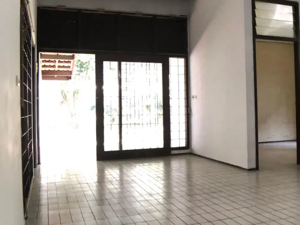 Dijual Rumah Setramurni Setrasari Gegerkalong dekat setraduta Bandung