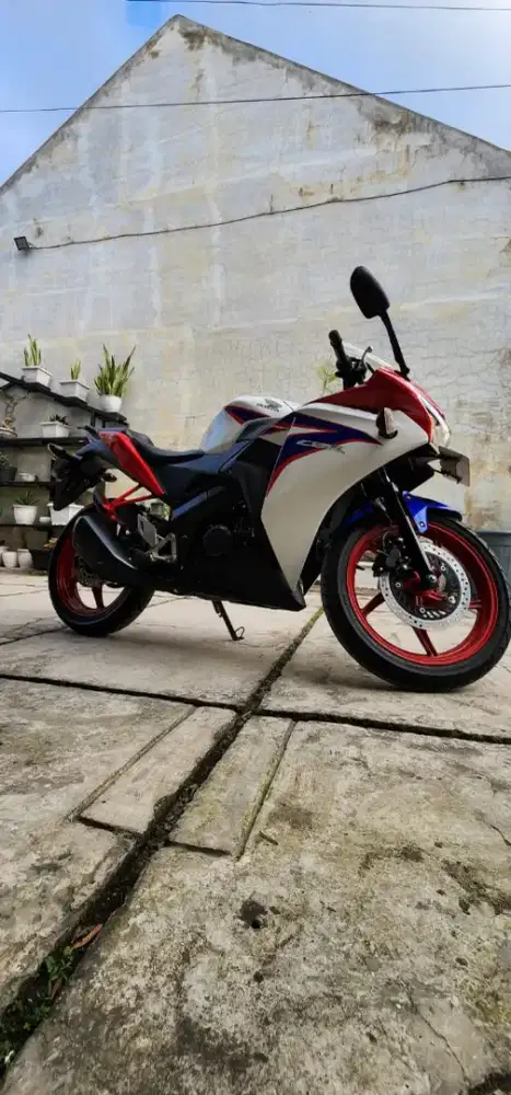 Dijual CBR 150 R Built up Thailand