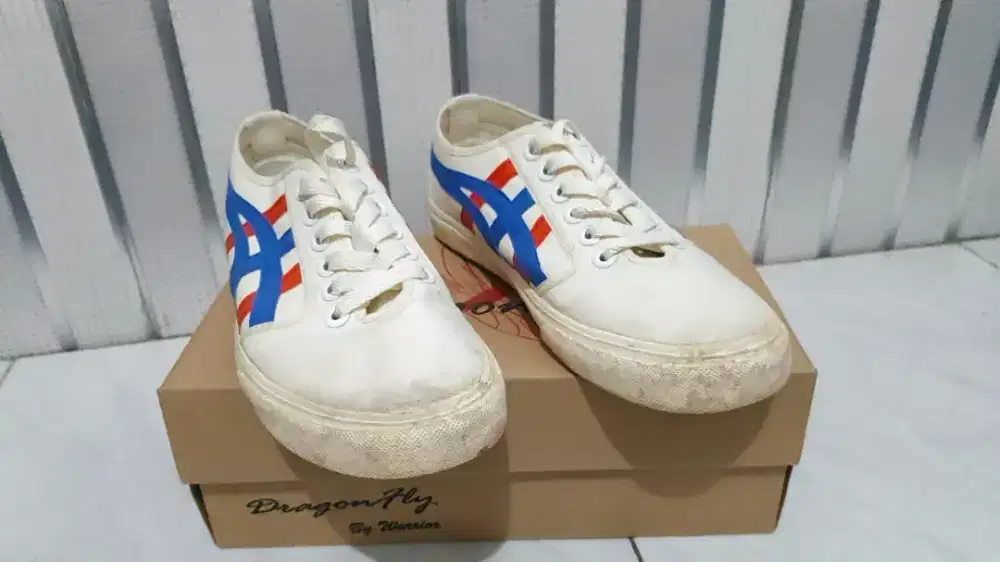 Sepatu Dragon Fly garis2 Second