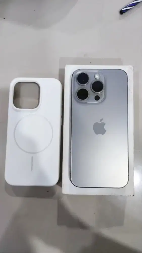 iPhone 15 Pro 256gb Natural Titanium Mulus Fullset
