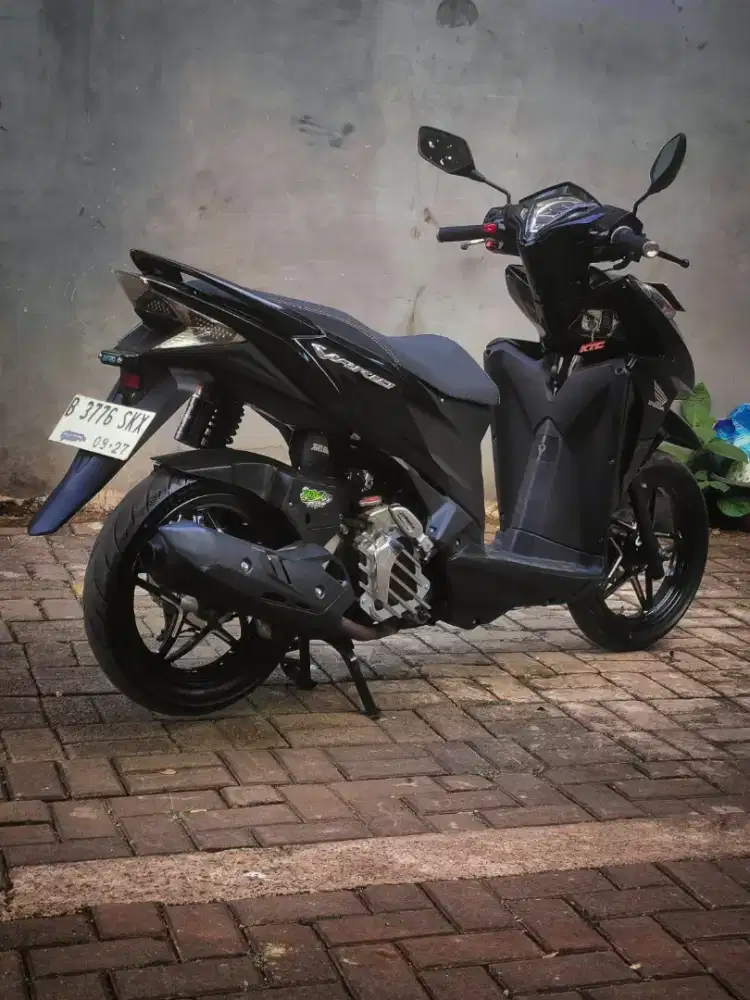 Vario 125 kzr lengkap pajak hidup full modif