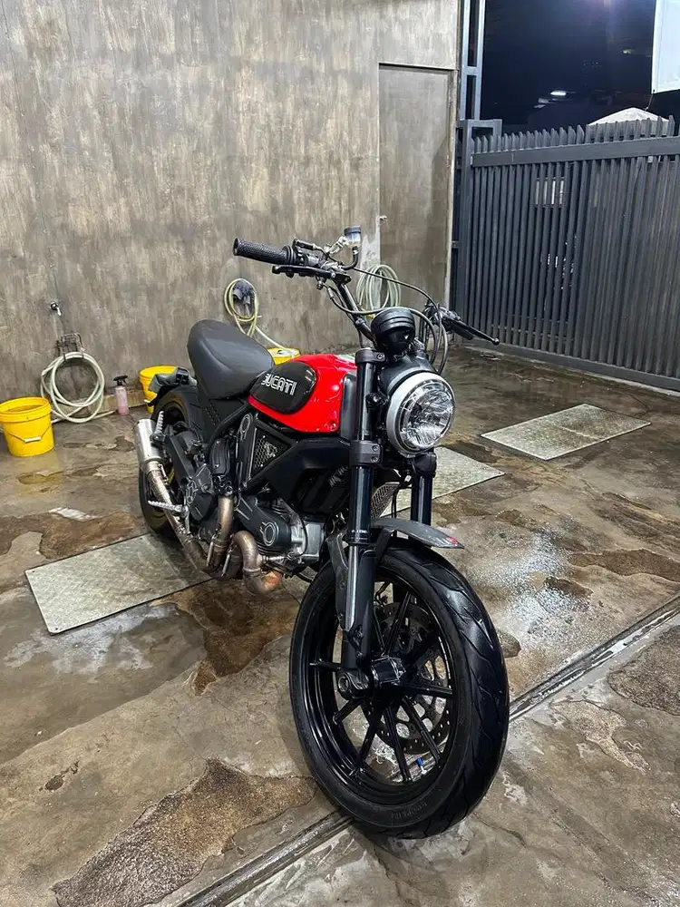 Ducati Scrambler 800