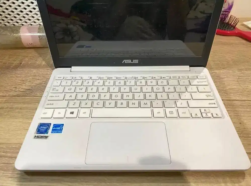 LAPTOP NOTEBOOK  ASUS E203NAH