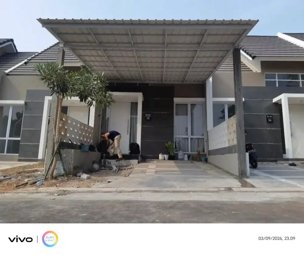 Kanopi baja ringan dan garasi