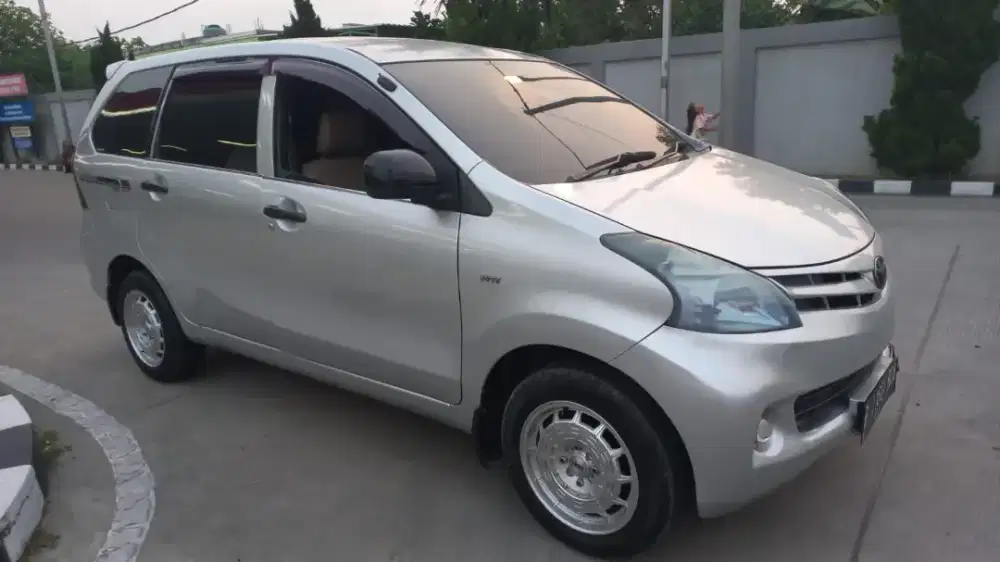 Avanza E Matic 2012