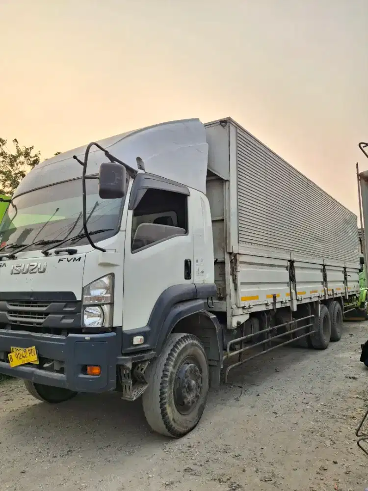 Wingbox Isuzu Giga Fvm 285ps 2023