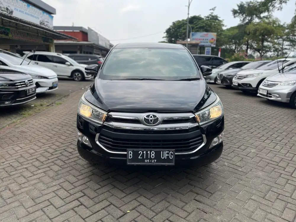 TOYOTA INNOVA V 2.0 AT 2017