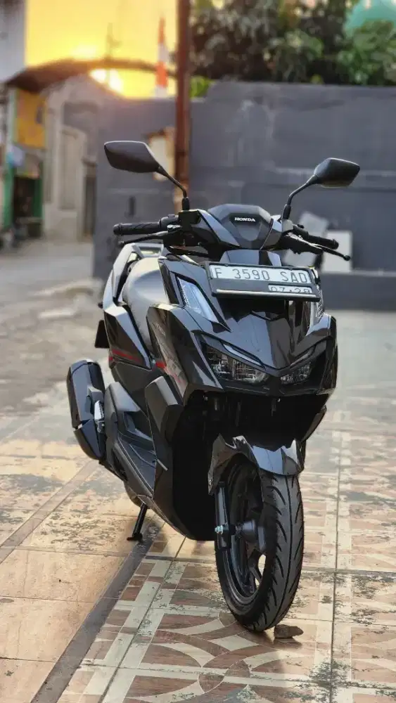 Vario 160 CBS 2023 Bekas serasa baru