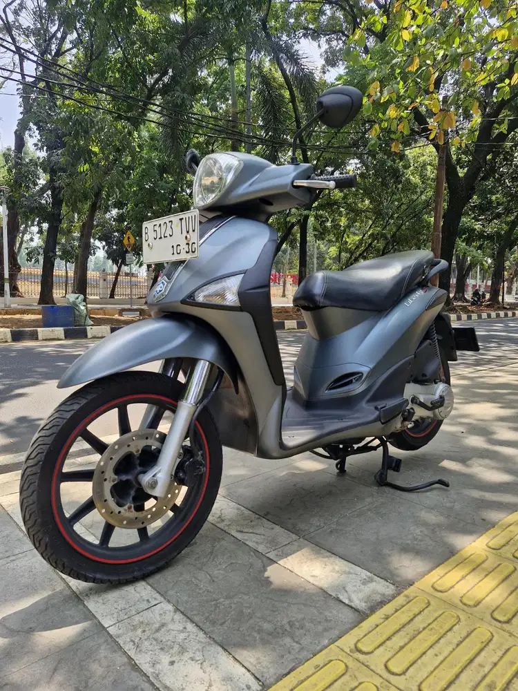 DIJUAL CASH PIAGGIO LIBERTY S THN 2013 PJK IDUP SIAP PAKAI