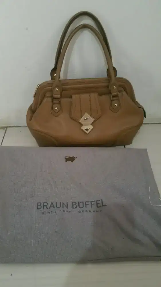 Tas cewek original braun buffel