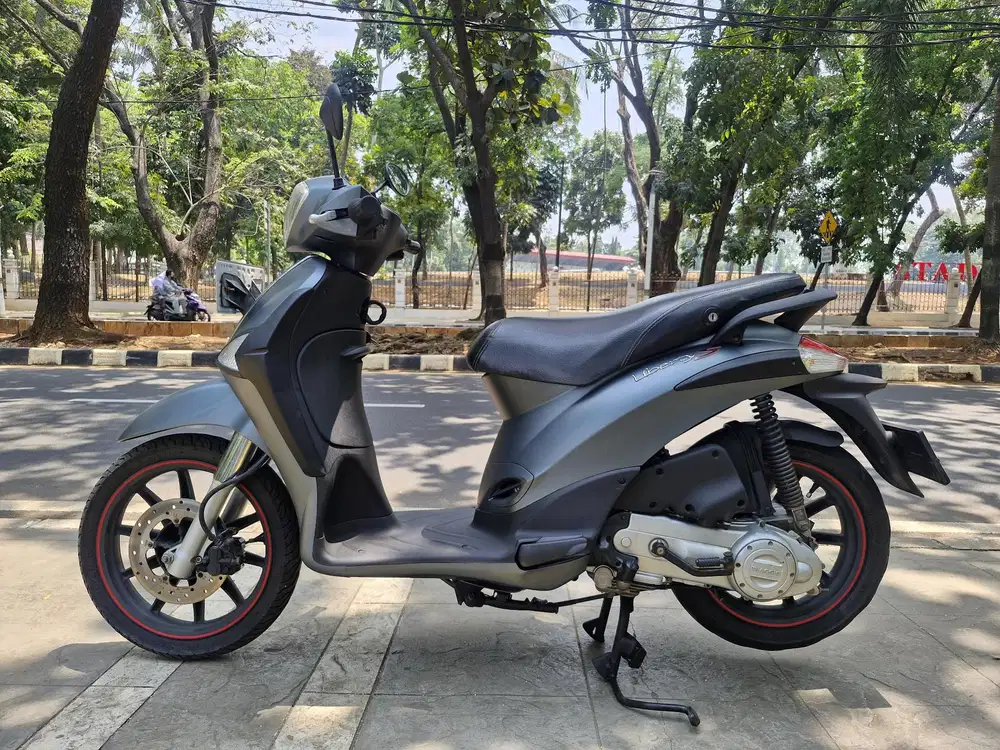 DIJUAL CASH PIAGGIO LIBERTY S THN 2013 PJK IDUP SIAP PAKAI