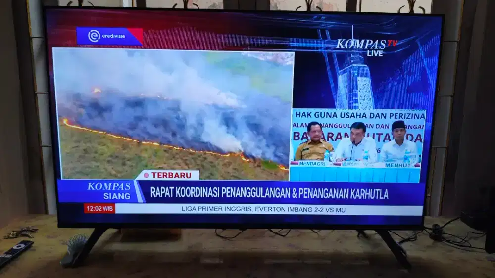 SMART TV Coocaa 50 Inch Kondisi Normal