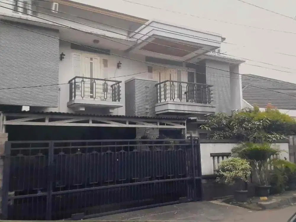 DIJUAL RUMAH 2 LANTAI SIAP HUNI DI TEBET JAKARTA SELATAN