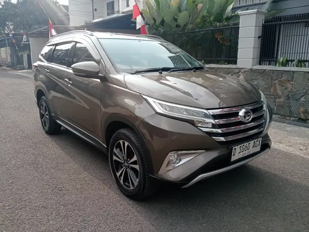 Terios R Deluxe Manual 2018 sangat mulus