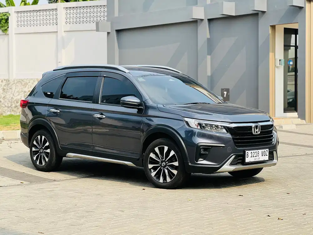 HONDA BR-V 1.5 PRESTIGE SENSING 2023 KM LOW ABU-ABU MOBIL BAGUS 2024